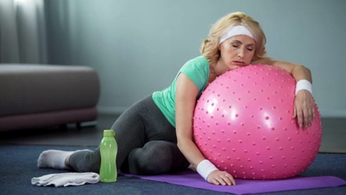 Emagrecer na menopausa pode ser um desafio para muitas mulheres