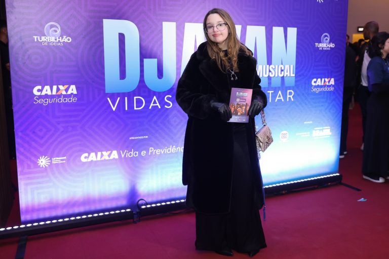 Sophia Ellen prestigia ‘Djavan – O Musical: Vidas Pra Contar’
