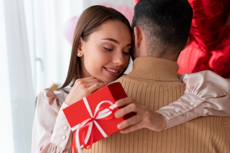 Dia dos Namorados 2025: insights e tendências para marcas criarem conexões reais com o consumidor
