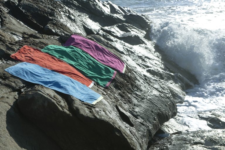 “Encontros” é a nova coleção de Toalhas de Praia da Atlântica