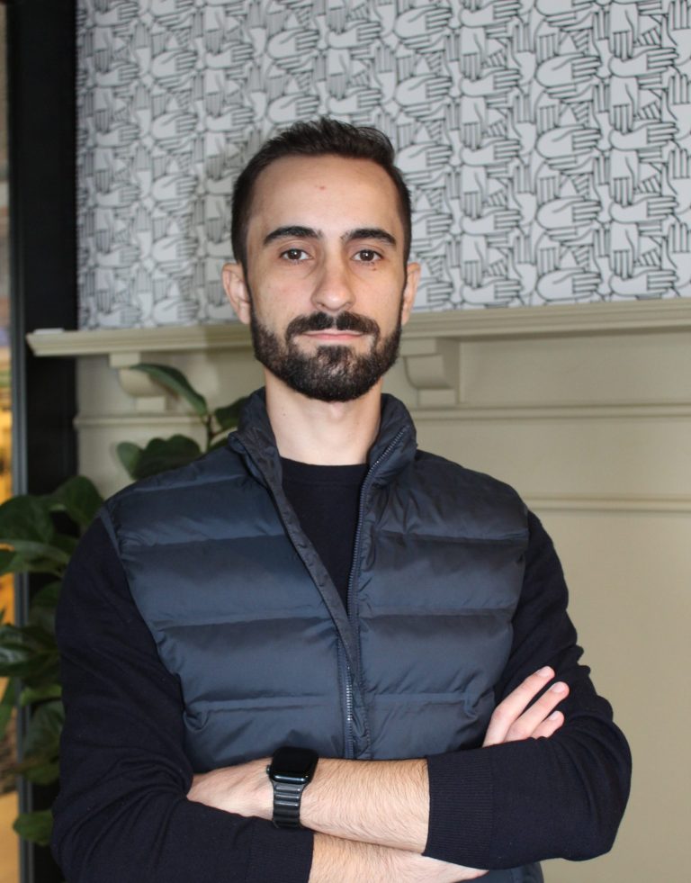 Quando a IA erra, quem valida? Nova profissão surge para supervisionar agentes inteligentes