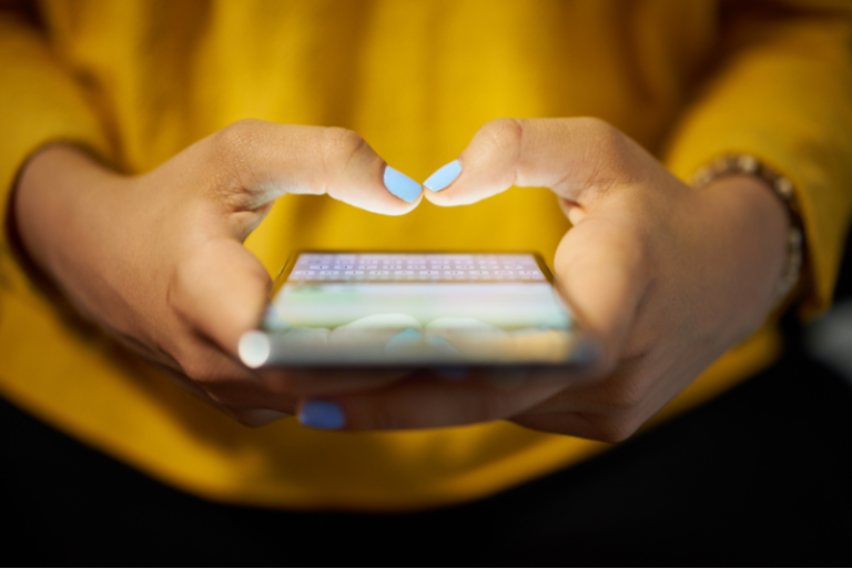A força da conversa: o que o jeito latino tem ensinado ao mundo sobre vendas no WhatsApp