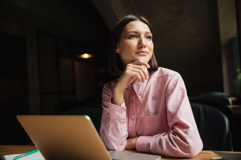 Brasil ocupa penúltima posição em ranking de ‘participação feminina nos conselhos de administração’ entre 28 países; confira