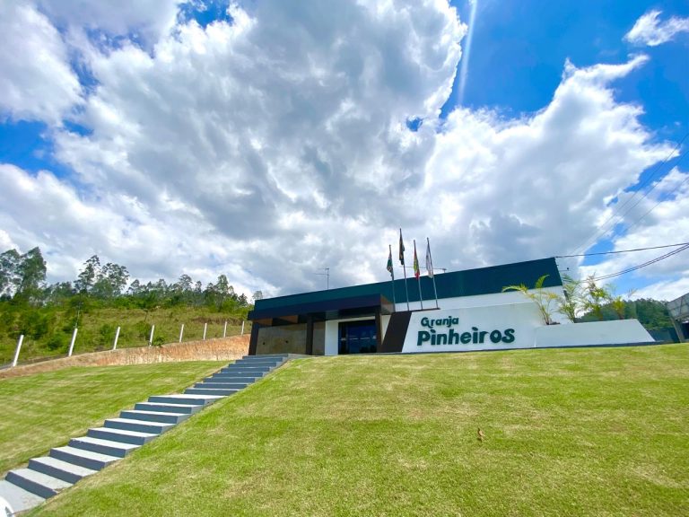 Granja da Serra Gaúcha adquire unidade de recria e acelera plano de crescimento na avicultura