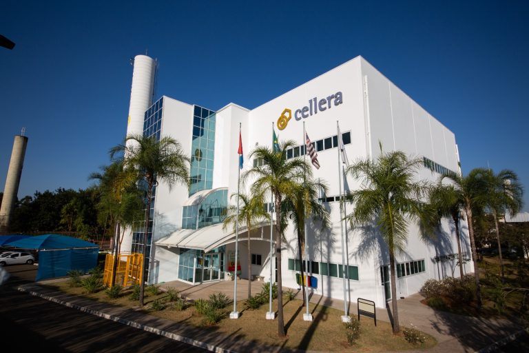 Cellera Farma amplia relacionamento com médicos por meio de plataforma digital