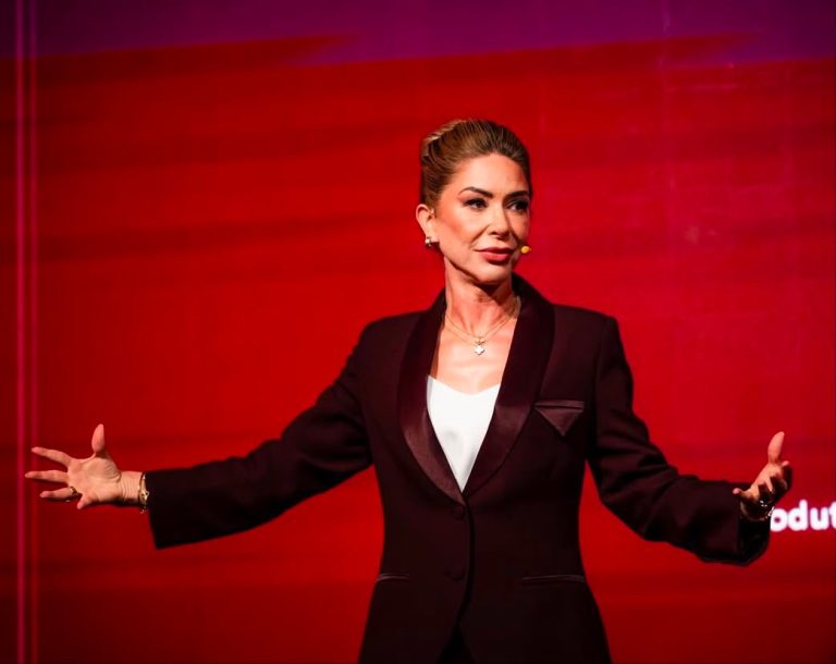 Imersão promovida por Gladia Bernardi, fundadora do Instituto Saúde de Luxo, abordou experiência do paciente, marketing, vendas e gestão de equipes no mercado de saúde premium