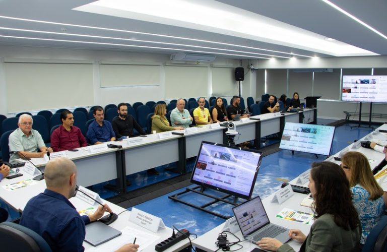Governo de SP inicia etapa técnica para implantação de usinas de energia solar em 25 municípios