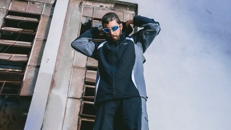 Oakley® Jackets: Pedro Scooby estrela campanha nacional