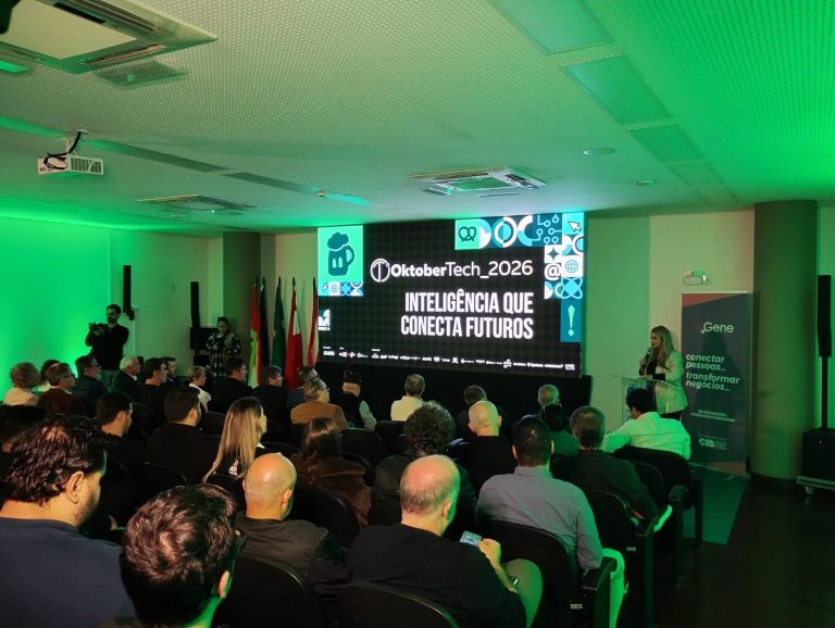 Criador do Porto Digital aponta caminhos para sucesso do Distrito de Inovação de Blumenau na abertura da OktoberTech