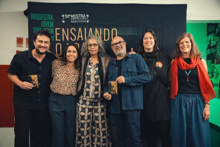 Ensaiando o Brasil” tem última sessão na Mostra no dia 26 de outubro, no Cinema do Frei Caneca