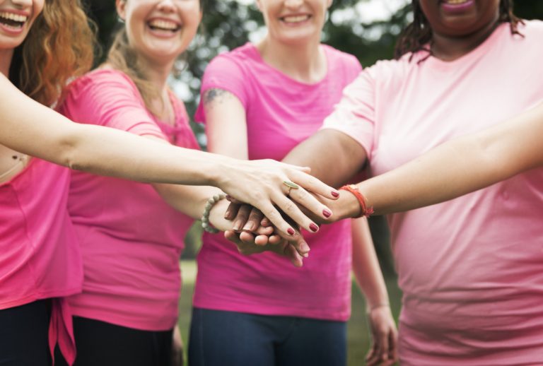 Projeto Menina Moça Mulher promove evento de Outubro Rosa